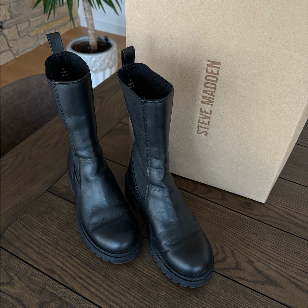 Steve Madden Sleek Black Boots
